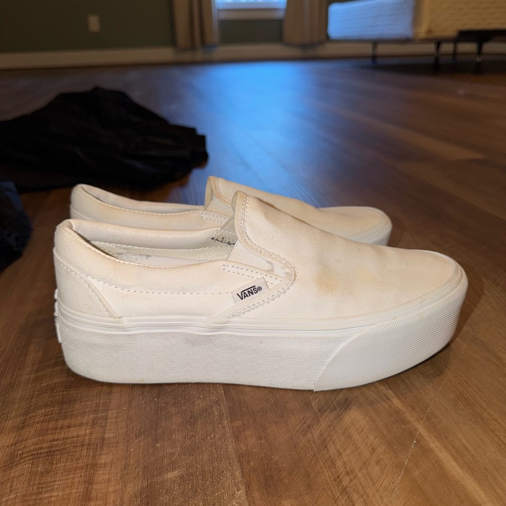 Vans Women's Off-White Platform Slip-Ons